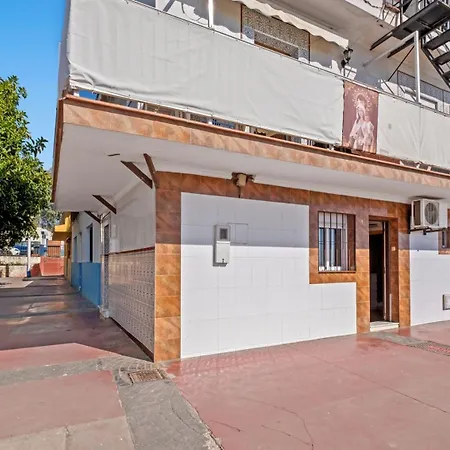 Frente A La Playa Apartment *